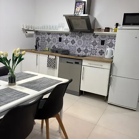 Stylish For 6 Near Kazimierz & Old Town *